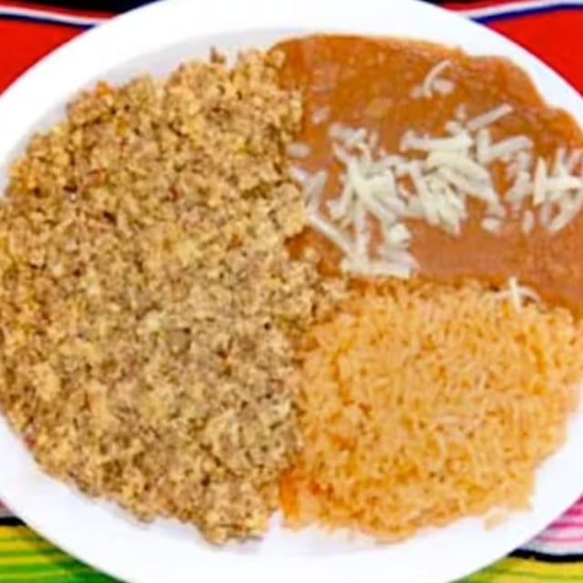 Chorizo & Eggs Plate.