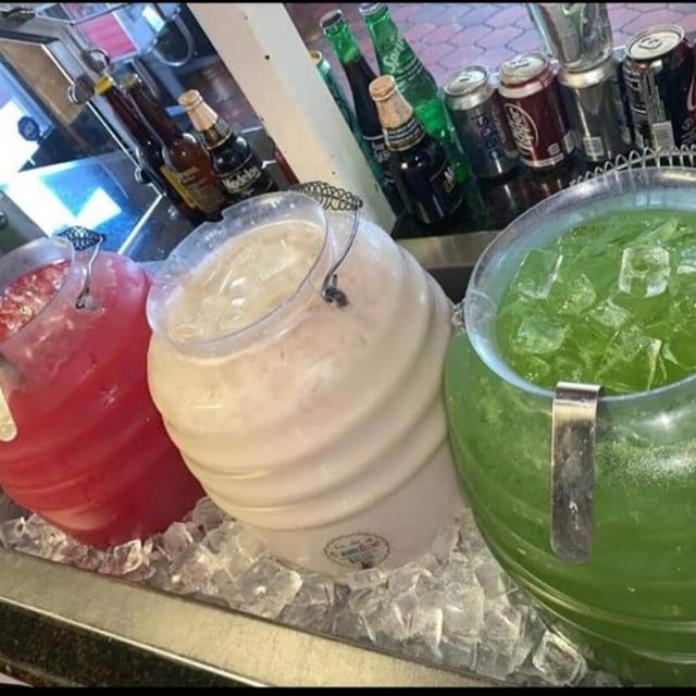 Aguas Frescas & Soft Drink.
